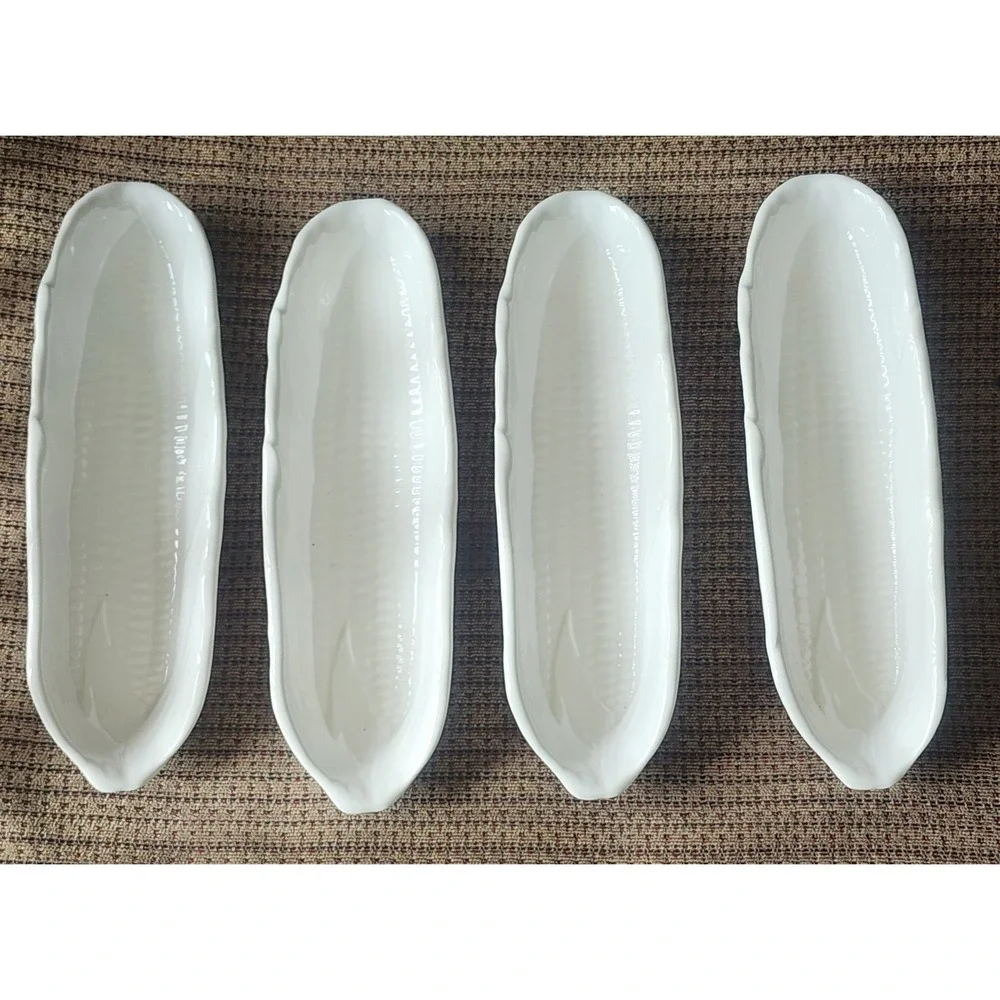 Set of 4 Vintage Lillian Vernon White Ceramic Corn On The Cob Dish Holders 9